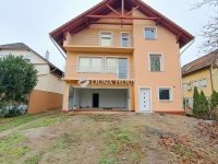 Eladó családi ház, Turán 79 M Ft, 7 szobás