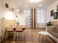 Eladó téglalakás, VI. kerületben 64.9 M Ft, 1 szobás