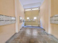 Eladó üzlethelyiség