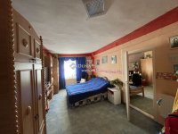 Eladó családi ház, Nyergesújfaluban 38 M Ft, 5 szobás