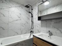 Eladó panellakás, IV. kerületben 93 M Ft, 2+1 szobás