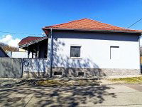 Eladó családi ház
