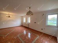 Eladó téglalakás, Mosonmagyaróváron 54.99 M Ft, 2 szobás