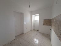 Eladó családi ház, Felsőszentivánon 17 M Ft, 2 szobás