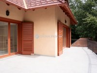 Eladó nyaraló, Leányfaluban 199 M Ft, 4 szobás