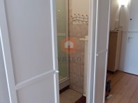 Kiadó panellakás, albérlet, Pécsett, Madách Imre utcában