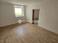 Eladó családi ház, Újpetrén 15.9 M Ft, 2 szobás