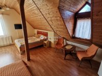 Eladó családi ház, Balatonfüreden 590 M Ft, 14 szobás