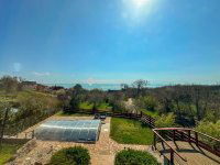 Eladó családi ház, Balatonalmádiban 169 M Ft, 6 szobás
