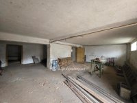 Eladó családi ház, Tatabányán 59.9 M Ft, 3 szobás