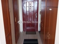 Eladó panellakás, Debrecenben 66.5 M Ft, 4 szobás