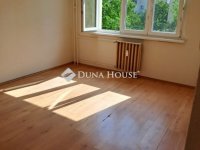 Eladó panellakás, Szegeden 45 M Ft, 1+1 szobás