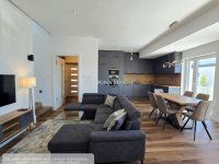 Eladó téglalakás, Pécsett 190 M Ft, 4 szobás