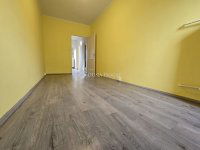 Eladó panellakás, Pécsett 48.49 M Ft, 3 szobás