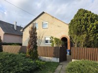 Eladó családi ház, Debrecenben, Kör utcában 72 M Ft, 5 szobás