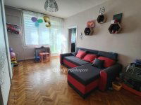 Eladó téglalakás, Szentesen 29.99 M Ft, 2 szobás