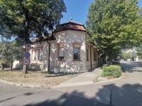 Eladó családi ház, Békéscsabán 109 M Ft, 5 szobás