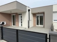 Eladó téglalakás, Hatvanban 43.5 M Ft, 2 szobás