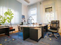 Eladó iroda, IV. kerületben 135 M Ft, 7 szobás