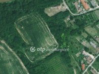 Eladó telek