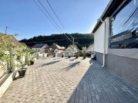 Eladó családi ház, Pécsett 115 M Ft, 4 szobás