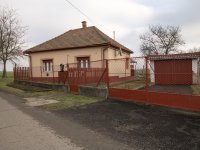 Eladó családi ház, Karácsondon 28.9 M Ft, 2 szobás