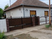 Eladó családi ház, Tóalmáson 42.8 M Ft, 1+3 szobás
