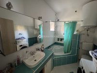 Eladó családi ház, Pécsett 64.9 M Ft, 3 szobás