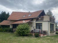 Eladó családi ház, Veresegyházon 195 M Ft, 6 szobás