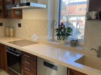 Eladó családi ház, Velencén 198.7 M Ft, 4 szobás