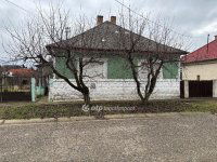 Eladó családi ház, Kisvárdán 30 M Ft, 2 szobás