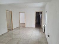 Eladó családi ház, Esztergomban 50 M Ft, 3 szobás