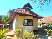 Eladó családi ház, Tiszafüreden 80 M Ft, 5+1 szobás