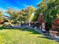 Eladó családi ház, Siófokon 149.9 M Ft, 10 szobás