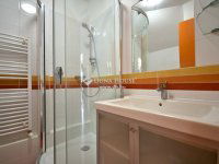 Kiadó téglalakás, albérlet