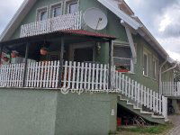 Eladó családi ház, Veresegyházon 119 M Ft, 7 szobás