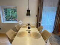 Kiadó téglalakás, albérlet, Pécsett 563 E Ft / hó, 4 szobás