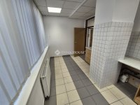 Kiadó üzlethelyiség, Tatabányán 1263 E Ft / hó