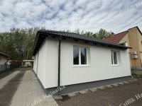 Eladó családi ház, Szolnokon 89.9 M Ft, 4 szobás