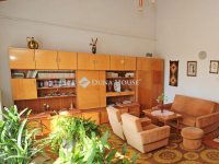 Eladó családi ház, Pécsett 238 M Ft, 6 szobás