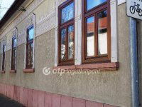 Eladó családi ház, Kecskeméten 99 M Ft, 5+1 szobás