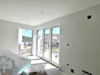 Eladó ikerház, III. kerületben 196 M Ft, 3+1 szobás