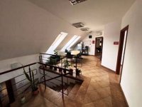 Kiadó iroda, Pécsett, Liszt Ferenc utcában 300 E Ft / hó