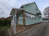 Eladó családi ház, Pécelen 89.9 M Ft, 4 szobás