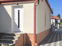Kiadó családi ház, albérlet, Győrött 370 E Ft / hó, 5 szobás