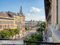 Eladó téglalakás, V. kerületben 220 M Ft, 4 szobás