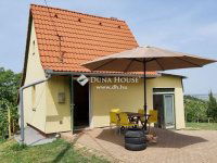 Eladó nyaraló, Szekszárdon 25.9 M Ft, 3 szobás