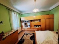 Eladó családi ház, Dunavecsén 29.9 M Ft, 2+1 szobás