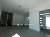 Eladó családi ház, Gyöngyösön 80.5 M Ft, 3+1 szobás