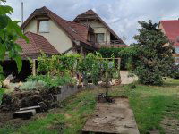 Eladó családi ház